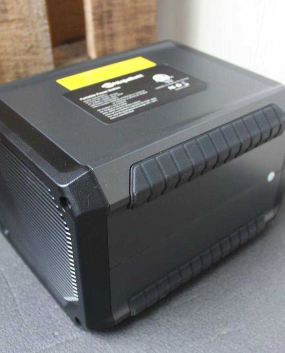 Портативна зарядна станція Ninja Batt