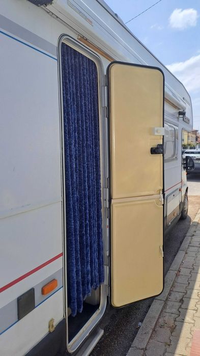 Autocaravana Fiat Ducato 2.8 TDI Bürstner - 6 Lugares