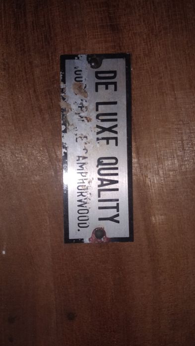 Antiguidade Baú com Motivos Marítimos