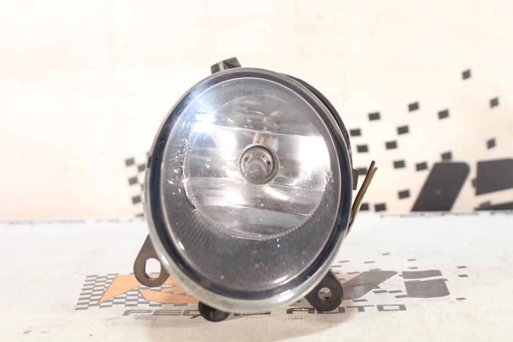 Farol nevoeiro frente direito AUDI A6 (4F2, C6)