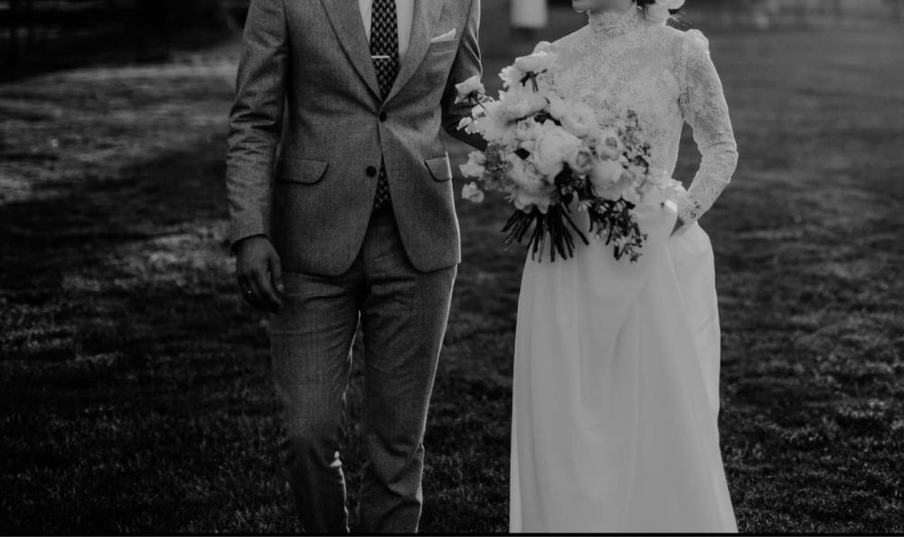 Suknia Ślubna koronka/szyfon ze stójką