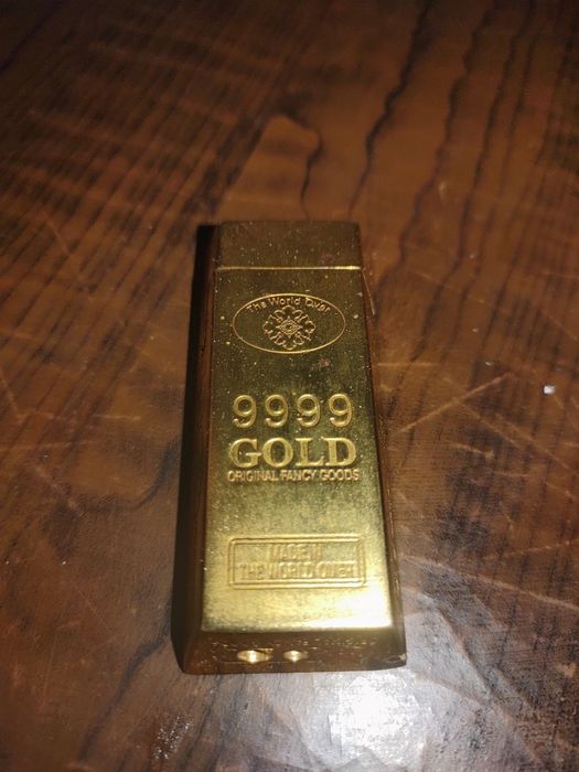 Zapalniczka złota sygnowana