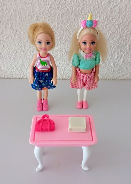 Barbie Chelsea e Kelly ano 2010, 5€ cada.