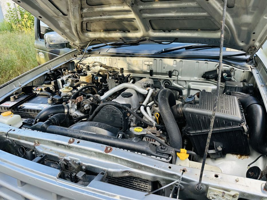 Продам Ford Ranger 2.5 дизель 4х4 пикап в хорошем состоянии