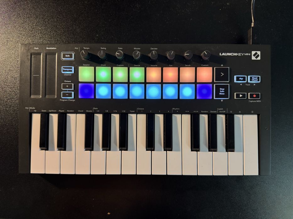 Novation Launchkey mini 25 mk3