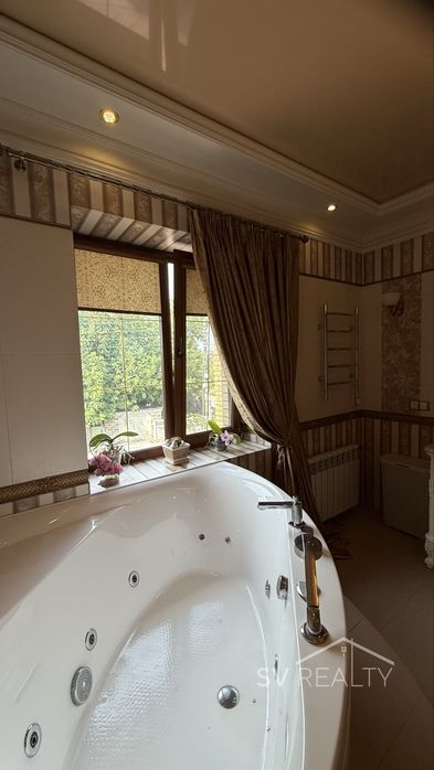 Будинок в центрі міста Запоріжжя