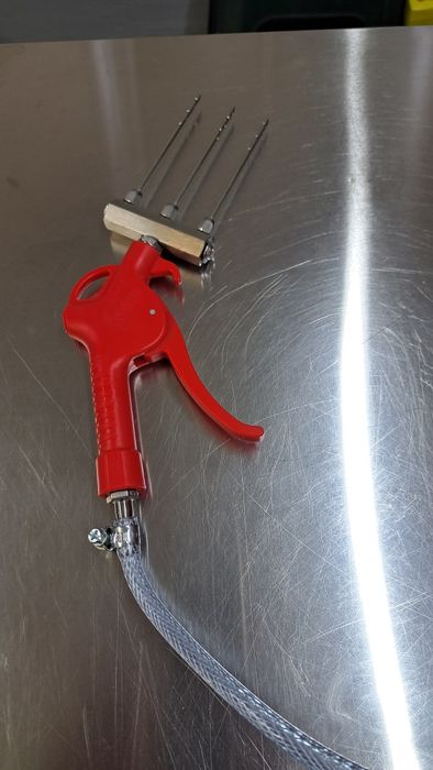 Nastrzykiwarka do mięsa wędlin 3l 3-igłowa