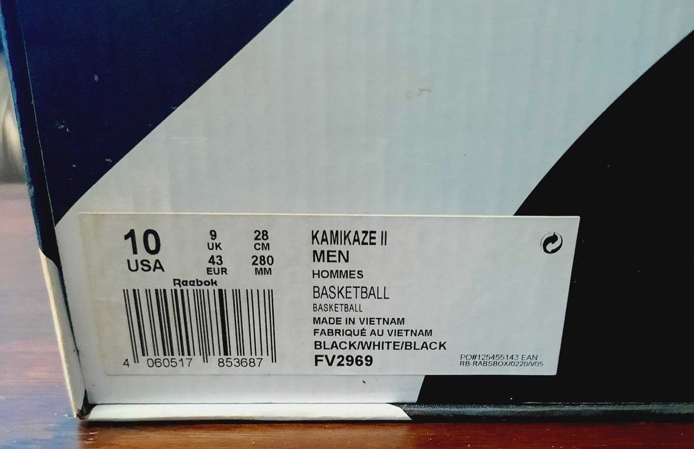 Баскетбольные кроссовки Reebok Kamikaze 2 OG Retro 'Black White' 2020