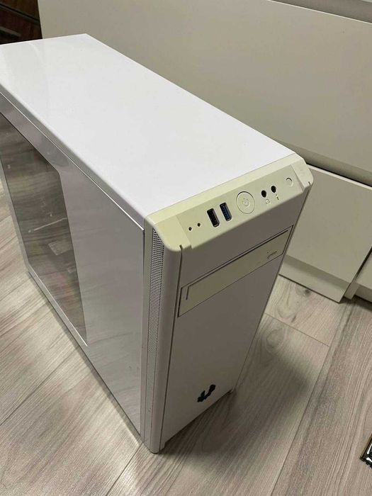 Komputer do gier/pracy biurowej