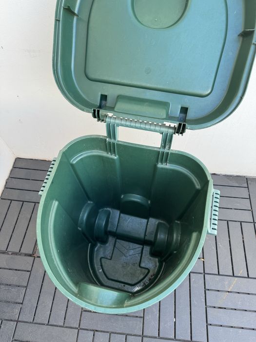 Balde de jardim com rodas 110L EDA
