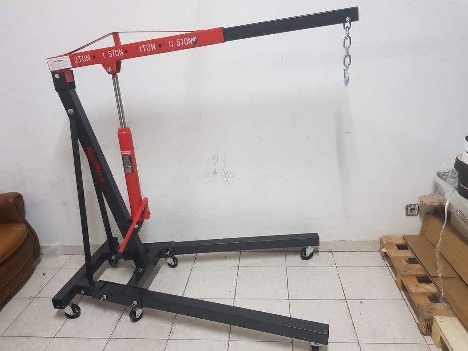 Grua de 2 toneladas nova 
220 €

Grua de 2 toneladas nova
Grua de 2 to