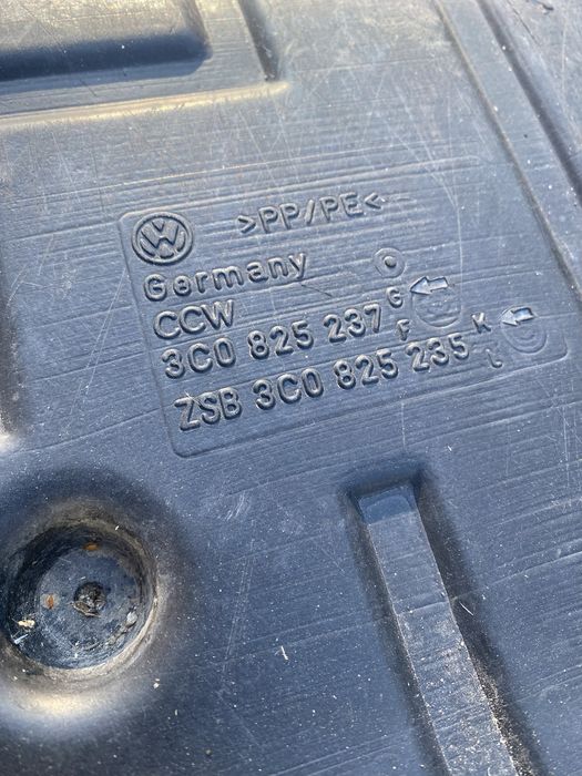 Osłona płyta pod silnik volkswagen passat b6 3C0825237G