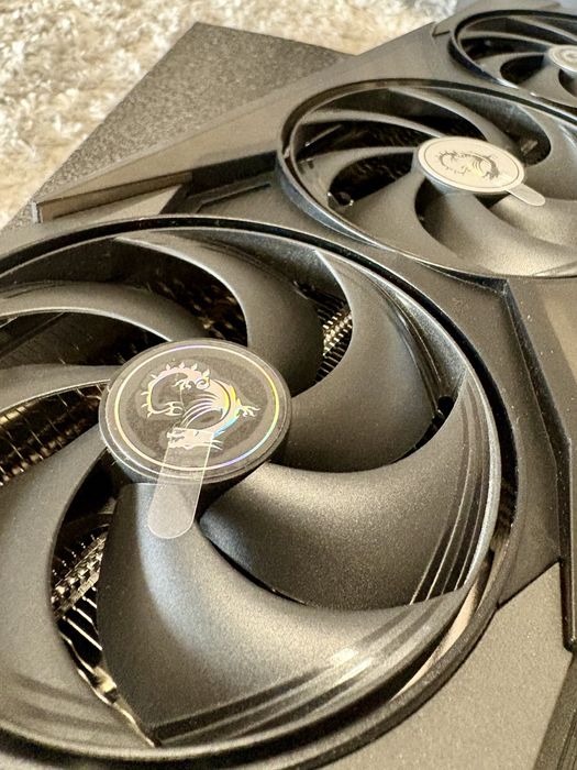 MSI GeForce RTX 5070 GAMING TRIO OC 12GB GDDR7 Reflex 2 RTX AI DLSS4