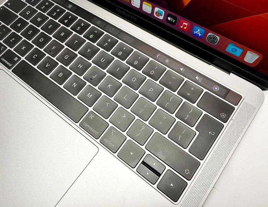 APPLE MacBook Pro A2159 i5 8/128GB 2019