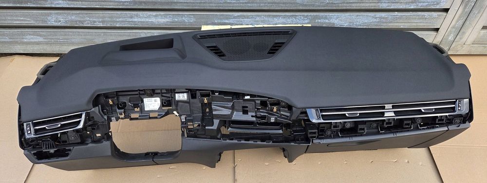 bmw x1 u11 x2 u10 deska rozdzielcza konsola czarna oryginał