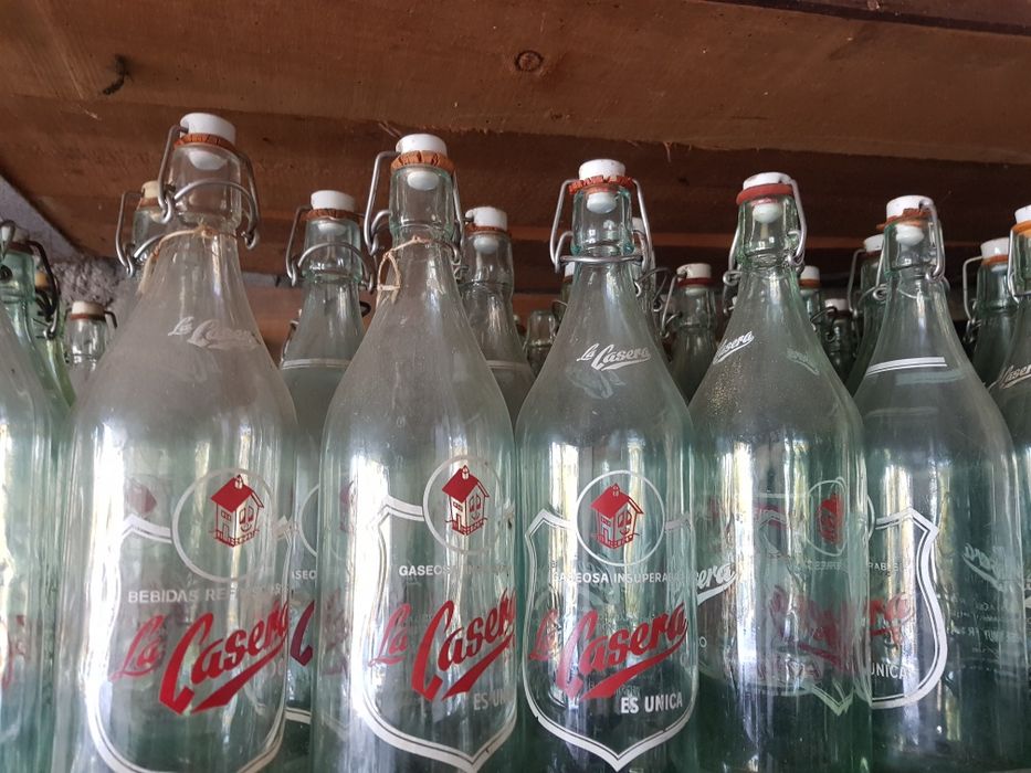garrafas vazias la casera e outras