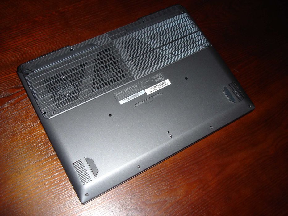 XMG NEO 16 (23) Core i9-13900HX / RTX4080