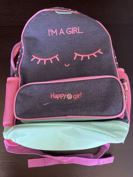 Mochila escolar de menina