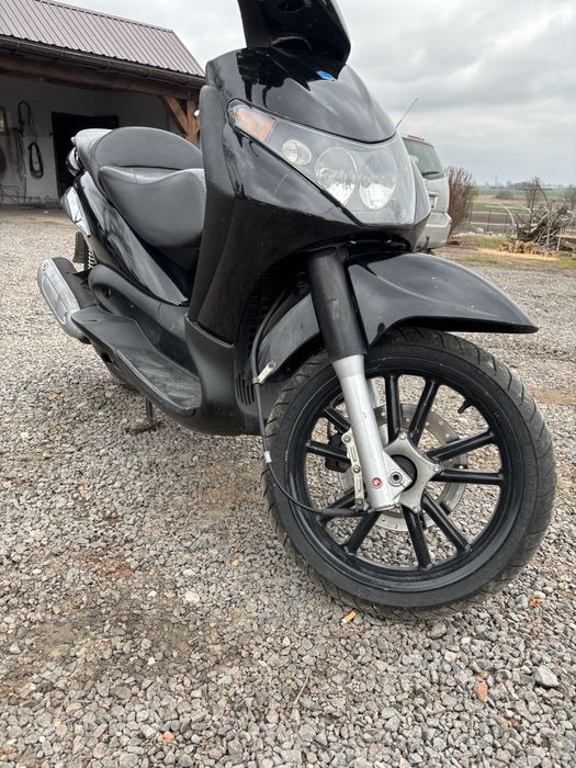 Skuter 124cc Piaggio Beverly