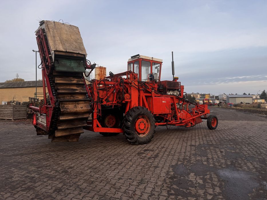 Kombajn do zbioru warzyw Amac Zm2