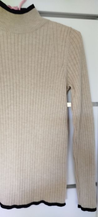 Sweterek golf kremowy rozm. S