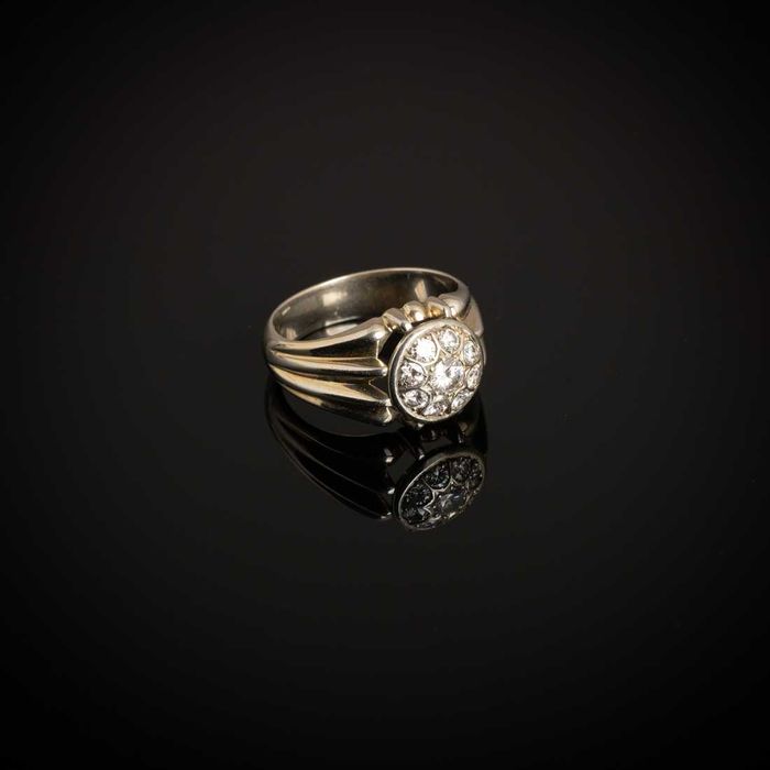 Anel em ouro, prata, rubi e diamantes