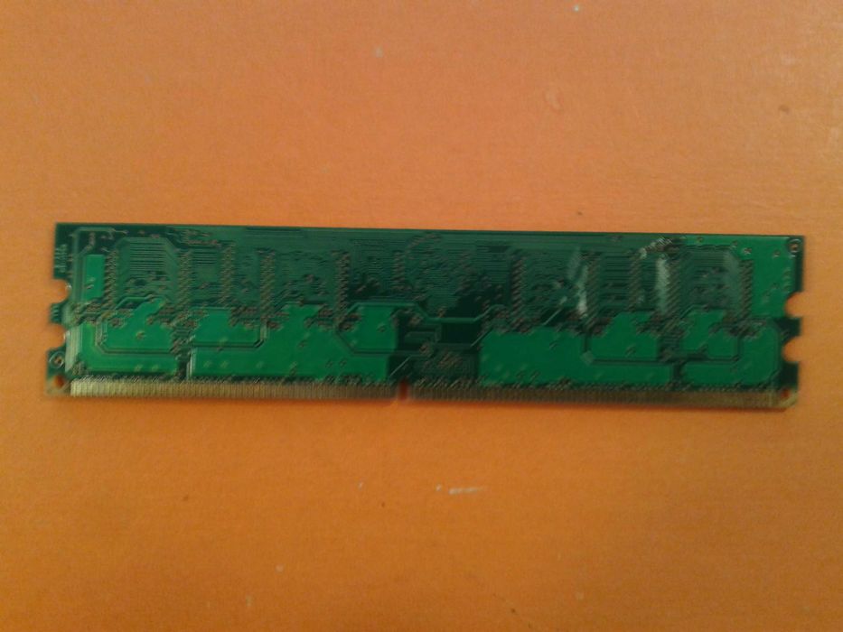 Оперативная память DDDR2  1GB