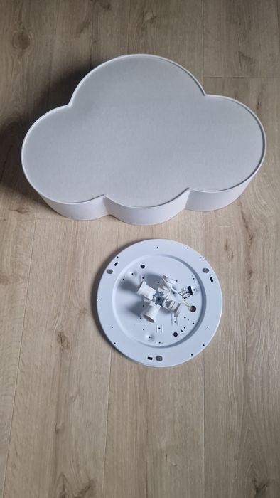 Lampa sufitowa - chmurka.