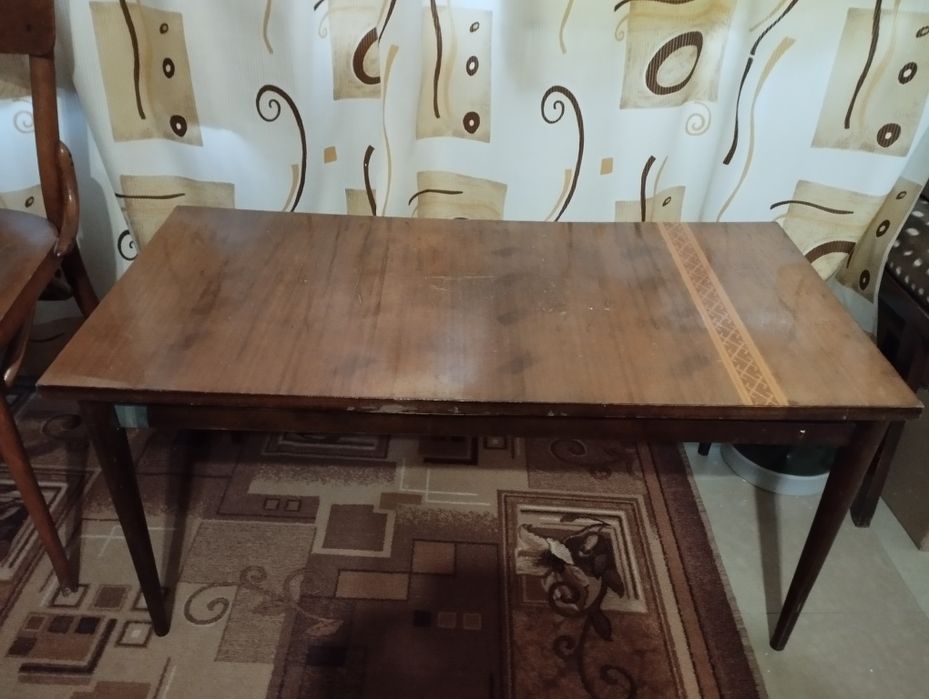 Продам журнальный столик