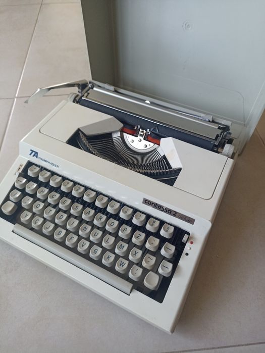 Máquina de escrever