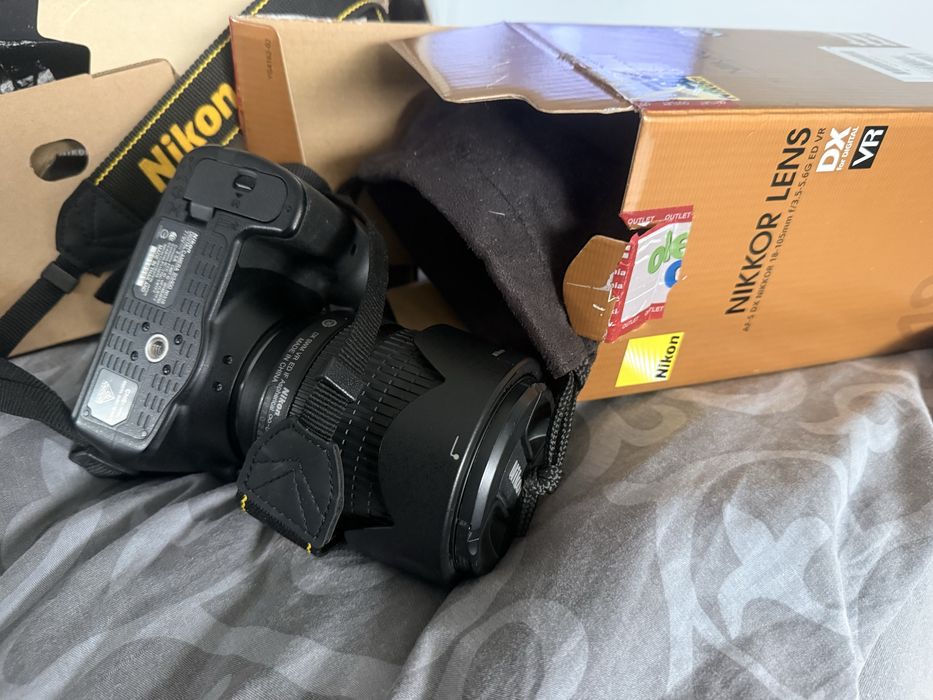 Aparat Nikon 3400 model 18-105 VR