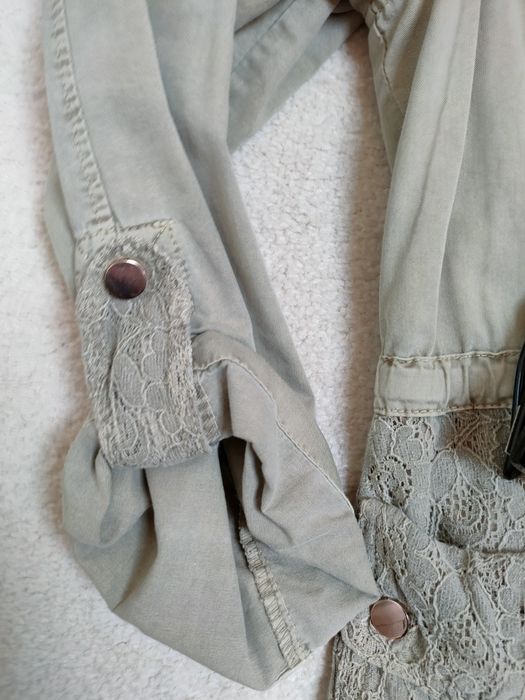 Wiosenna parka damska z koronką kapturem 38 khaki