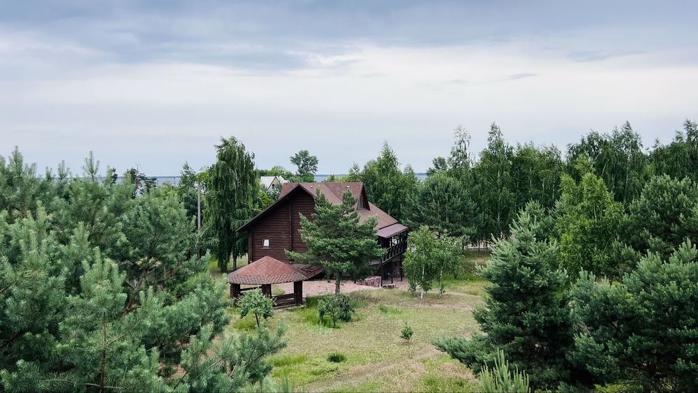 Продаж готельно-ресторанного спа комплексу в Сухолуччі