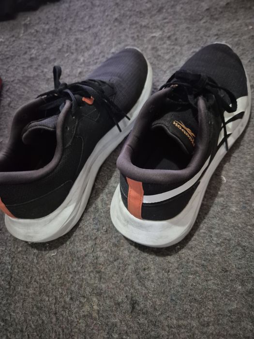 Ténis Reebok Energen Lux Preto