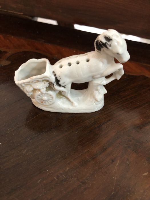 Paliteiros em porcelana e biscuit