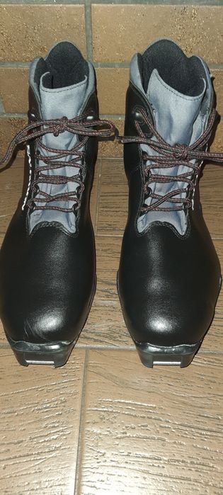 Buty do nart biegowych rozmiar 47 nowe