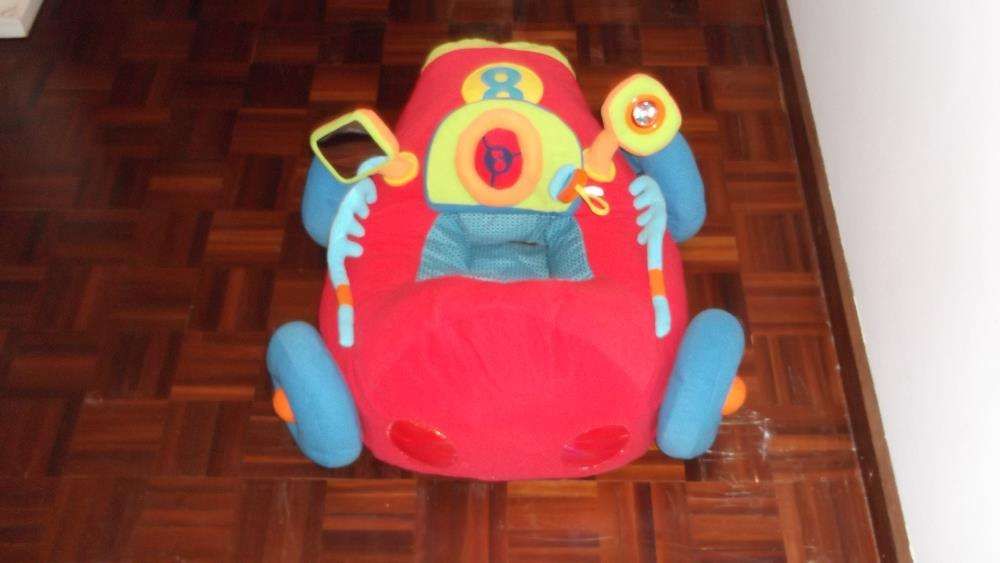 carrinho para bebé muito bonito