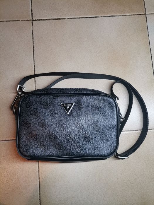 Bolsa tiracolo  Guess