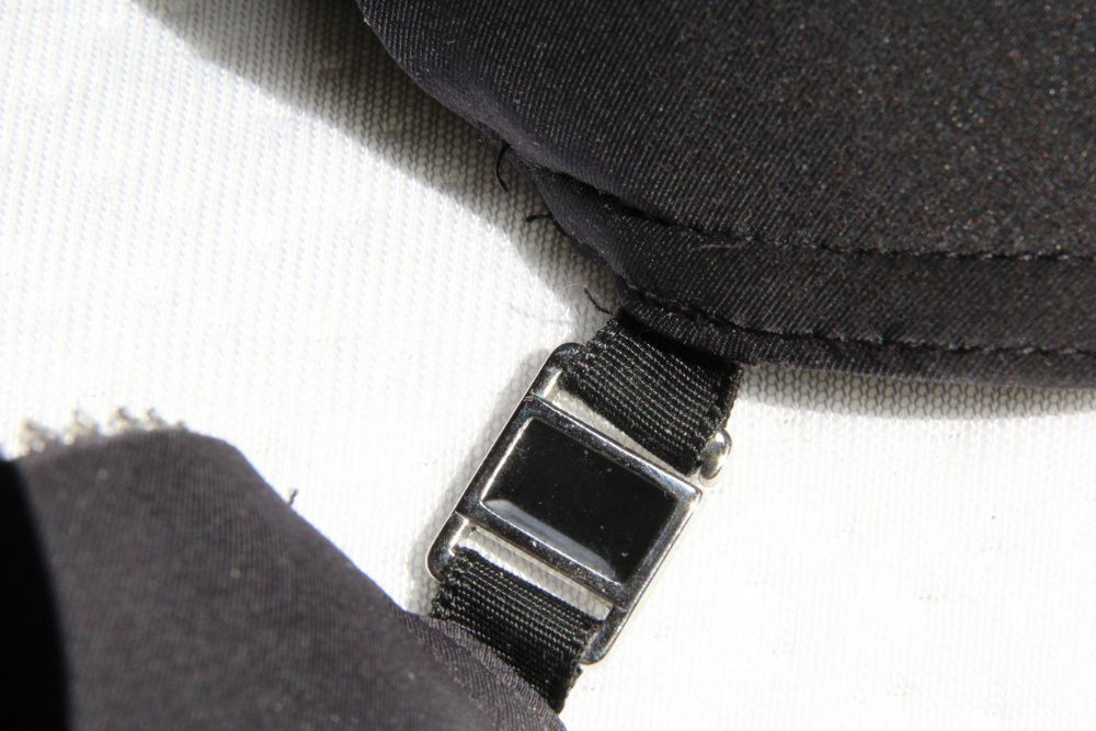 Biustonosz Triumpf 75A, czarny