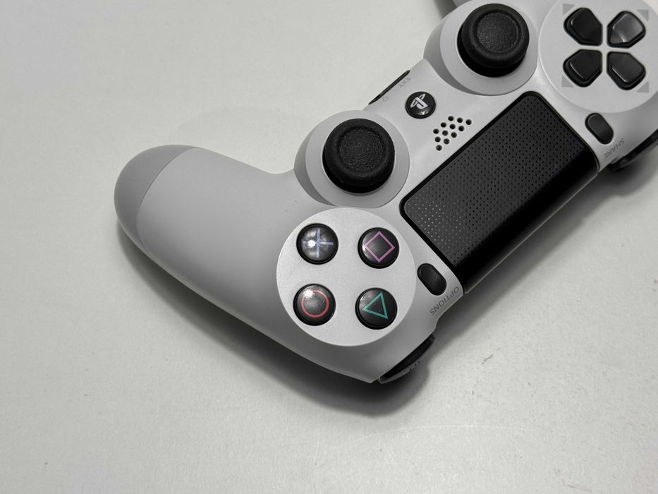Oryginalny pad bezprzewodowy do PS4 Dualshock 4, biały!
