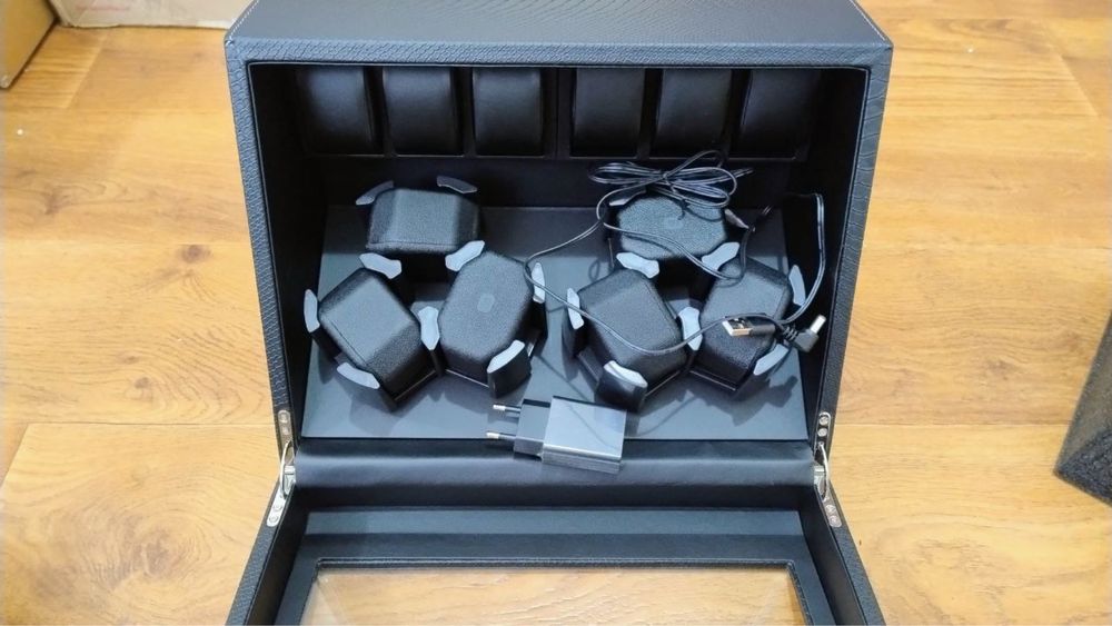 Скринька для автопідзаводу годинників/ Віндер Watch Winder