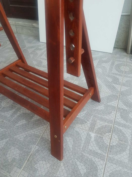 Secretária de estudante com ¨janela para cópia¨.