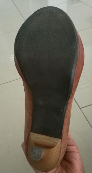 Skorzane buty rozmiar 38