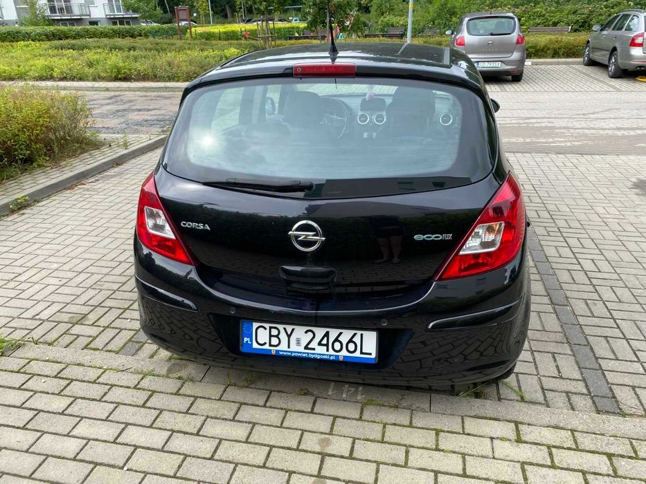 Sprzedam samochód opel corsa