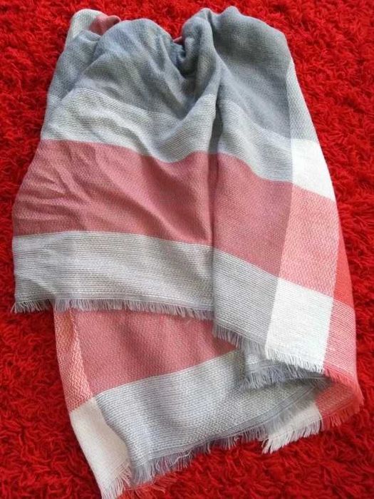 Chusta, szal z wełną