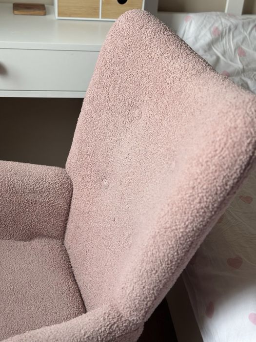 Fotel bujany HOMLA -  MOSS TEDDY BOUCLE różowy