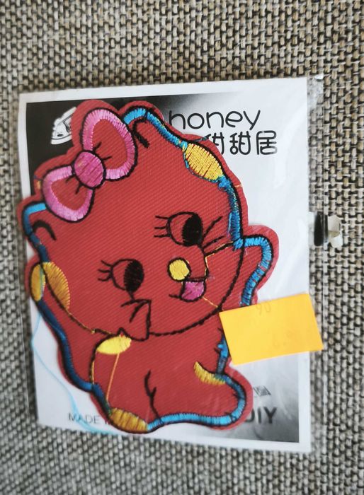 Naszywka, łatka w kształcie kota