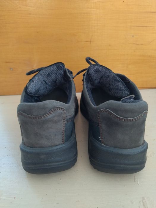 Кроссовки Германия 43р