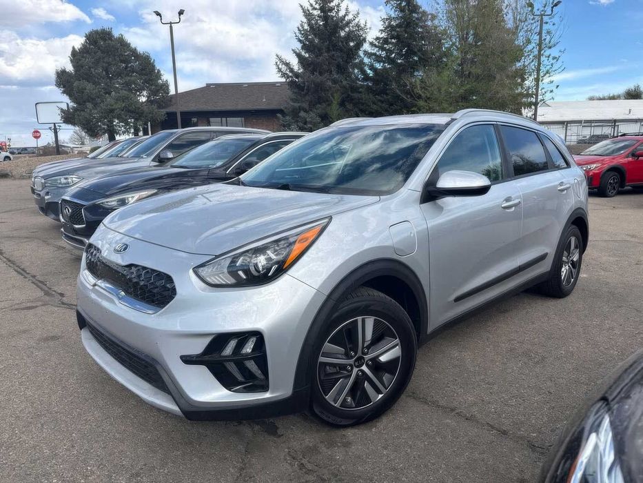 Kia Niro Plug-In Hybrid LXS      2020