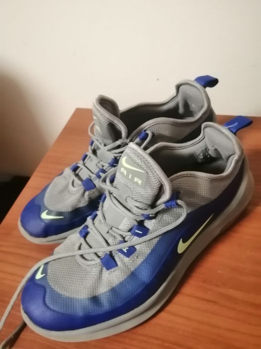Buty Nike.   38.5